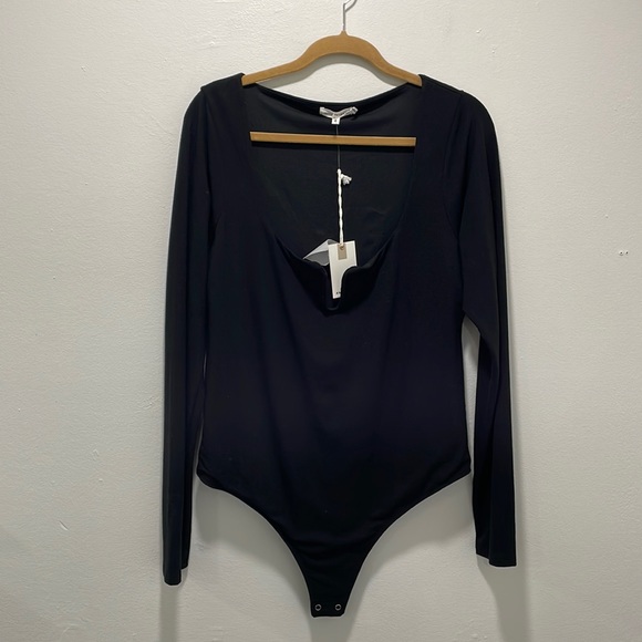 Good American Black Low Cut V Neck Long Sleeve Bodysuit - Picture 1 of 8